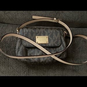 Michael Kors crossbody